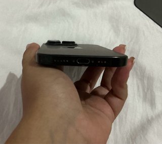 iPhone 16 Pro Negro