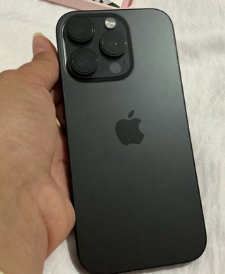iPhone 16 Pro Negro