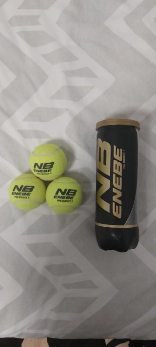 3 Pelotas Padel HEAD Pro S y 3 Enebe