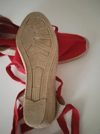Sandalias Esparto Rojas y Beige