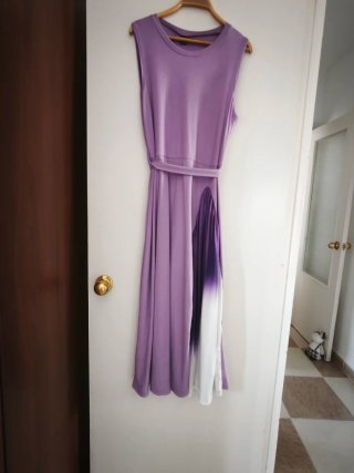 Elegante y original vestido veraniego.