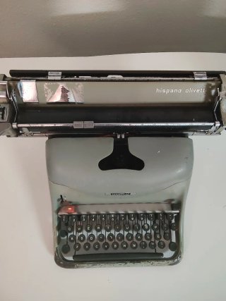 Máquina de escribir Hispano Olivetti Lexicon 80