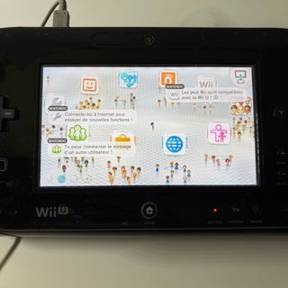 Nintendo Wii U nera con 5 giochi