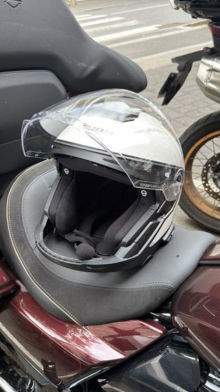 Casco Shubert J-2 Talla M Blanco+ intercomunicador