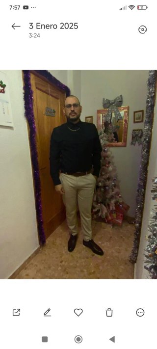 Empleó