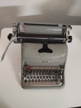 Máquina de escribir Hispano Olivetti Lexicon 80