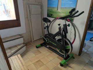 Bicicleta Spinning Salter STONE PT-1590