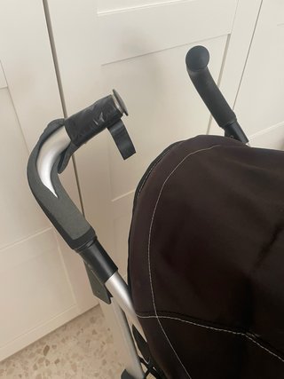 Silla de paseo ligera Chicco negra