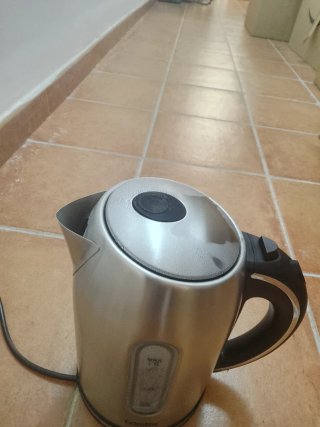 Hervidor de agua eléctrico 1.7L