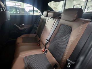 MERCEDES-BENZ Clase A Sedan A 250 e
