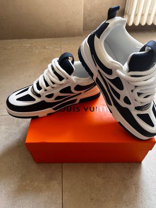LV SKATE BLU taglia 43