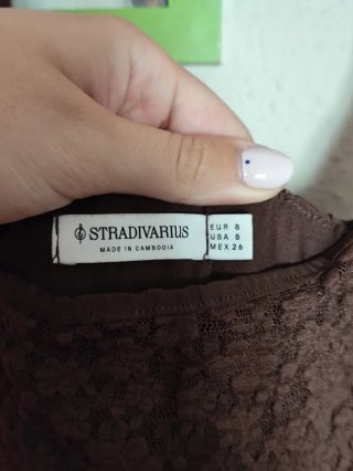 Vestido largo Stradivarius marrón
