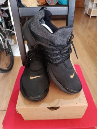 Zapatillas Nike Presto Talla 45 Negro/Dorado