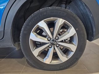 Kia Stonic 1.0 T-GDi MHEV iMT Concept 74 kW (100 CV)