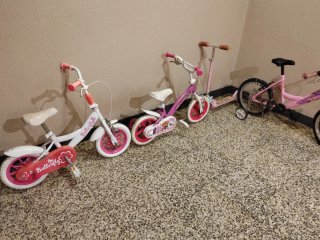 Bicicleta infantil rosa y blanca todas 40€