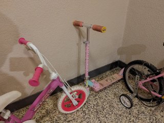 Bicicleta infantil rosa y blanca todas 40€