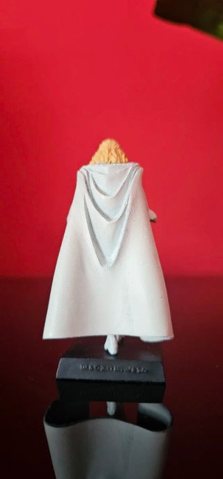 EMMA FROST - FIGURA DE PLOMO