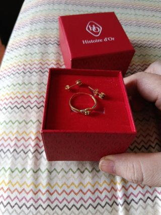 Conjunto oro 18k: Anillo y Pendientes