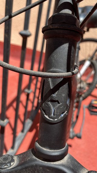 Bicicleta de Montaña Negra 24” 6v