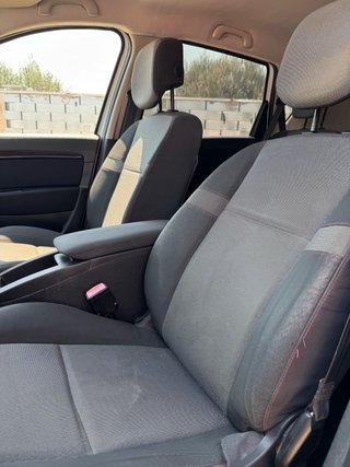 Renault Scenic 2015