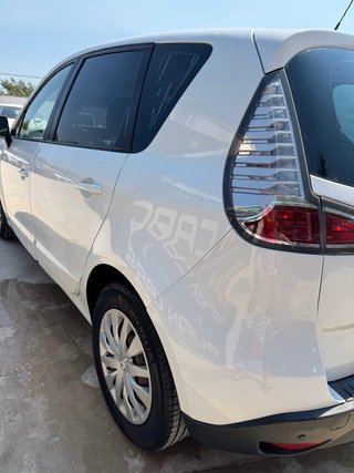 Renault Scenic 2015