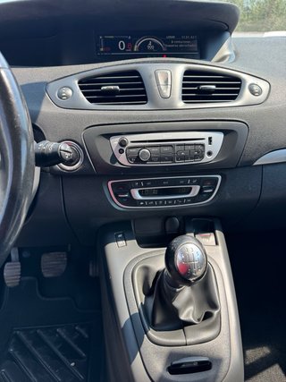 Renault Scenic 2015