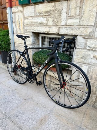Bicicletta da strada in carbonio Specialized, 7kg, quasi nuova
