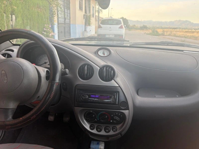 Ford Ka 2000 - foto 1