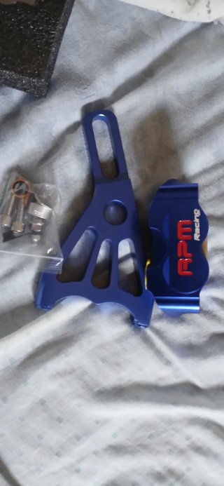 Pinza de freno azul para moto