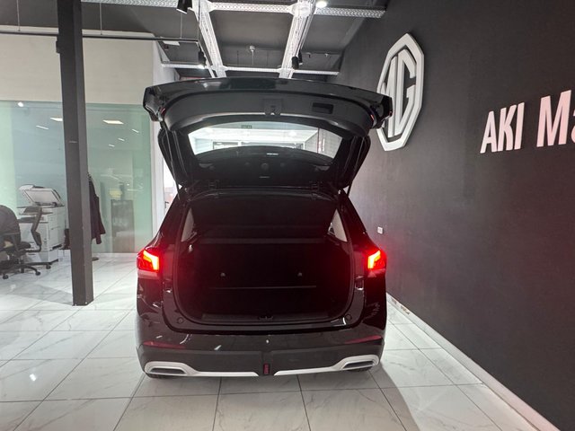 MG ZS 1.5 Hybrid+ Standard 145 kW (197 CV)