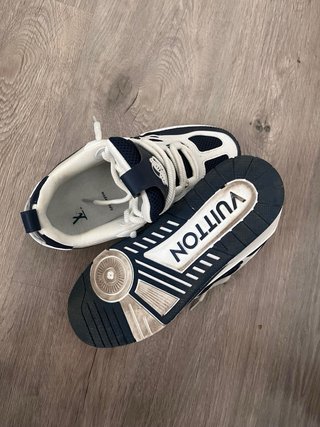 Zapatillas Louis Vuitton Azul y Blanco