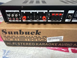 Amplificador Sunbuck AV-628BT Karaoke + Cables Ban