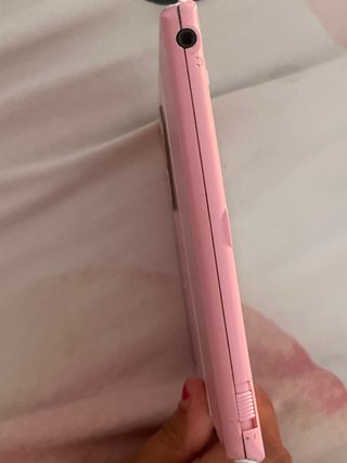 Nintendo 3DS Rosa + Gioco I Sims 2