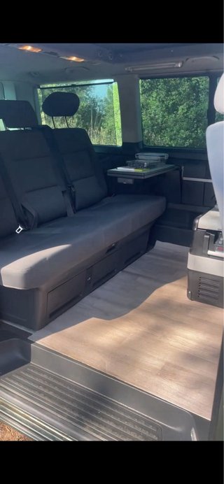 Volkswagen Multivan Camper 2008 · Techo elevable