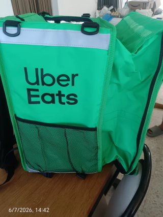 Mochila Uber Eats Verde y Negra