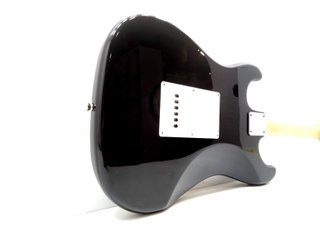 E63009-0 GUITARRA ELECTRICA SQUIER STRATOCASTER