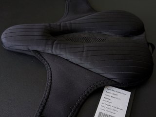 Funda de gel + impermeable para sillín bicicleta