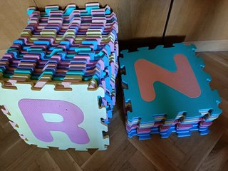 Puzzle suelo letras y números