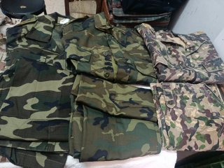 Trajes militares camuflaje