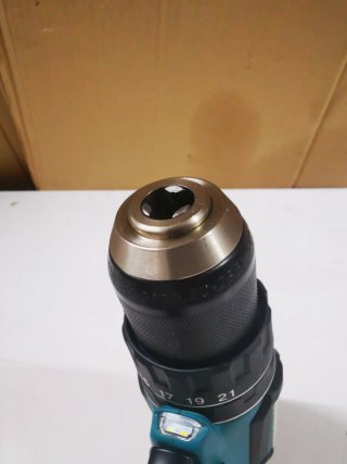 Taladro percutor Makita original 18v