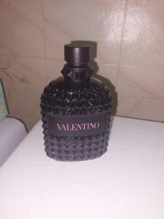 Bote vacío perfume Valentino negro 150ml