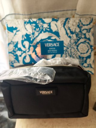 Set Versace Eros Eau de Parfum + Neceser