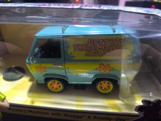Mystery Machine Jada con Shaggy y Scooby-Doo