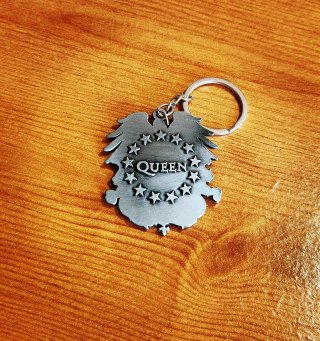 Llavero Metal Logo Queen