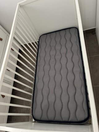 Cuna SMÅGÖRA IKEA + colchón