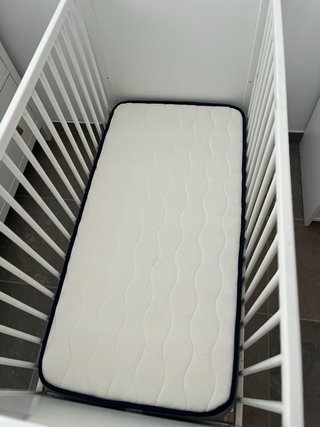Cuna SMÅGÖRA IKEA + colchón