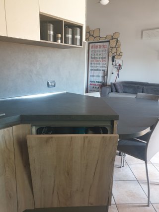 Cucina su misura con zona pranzo