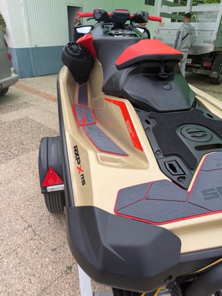 Sea Doo RXP 325 Beige/Rojo