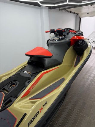 Sea Doo RXP 325 Beige/Rojo