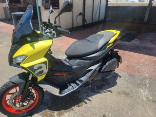 Aprilia SR GT 125 Maxi Scooter